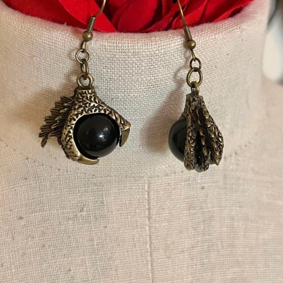 Dragon Claw Earrings DND player Gothic - Picture 5 of 15